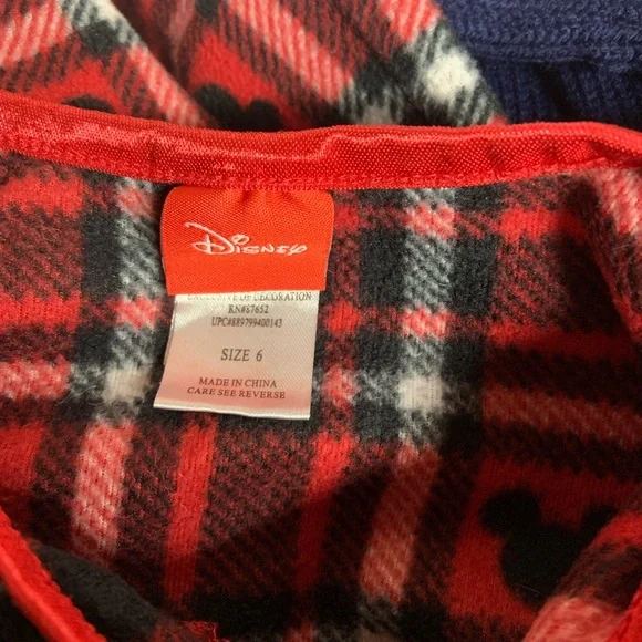 Disney Christmas pajamas‎ - Picture 3 of 3